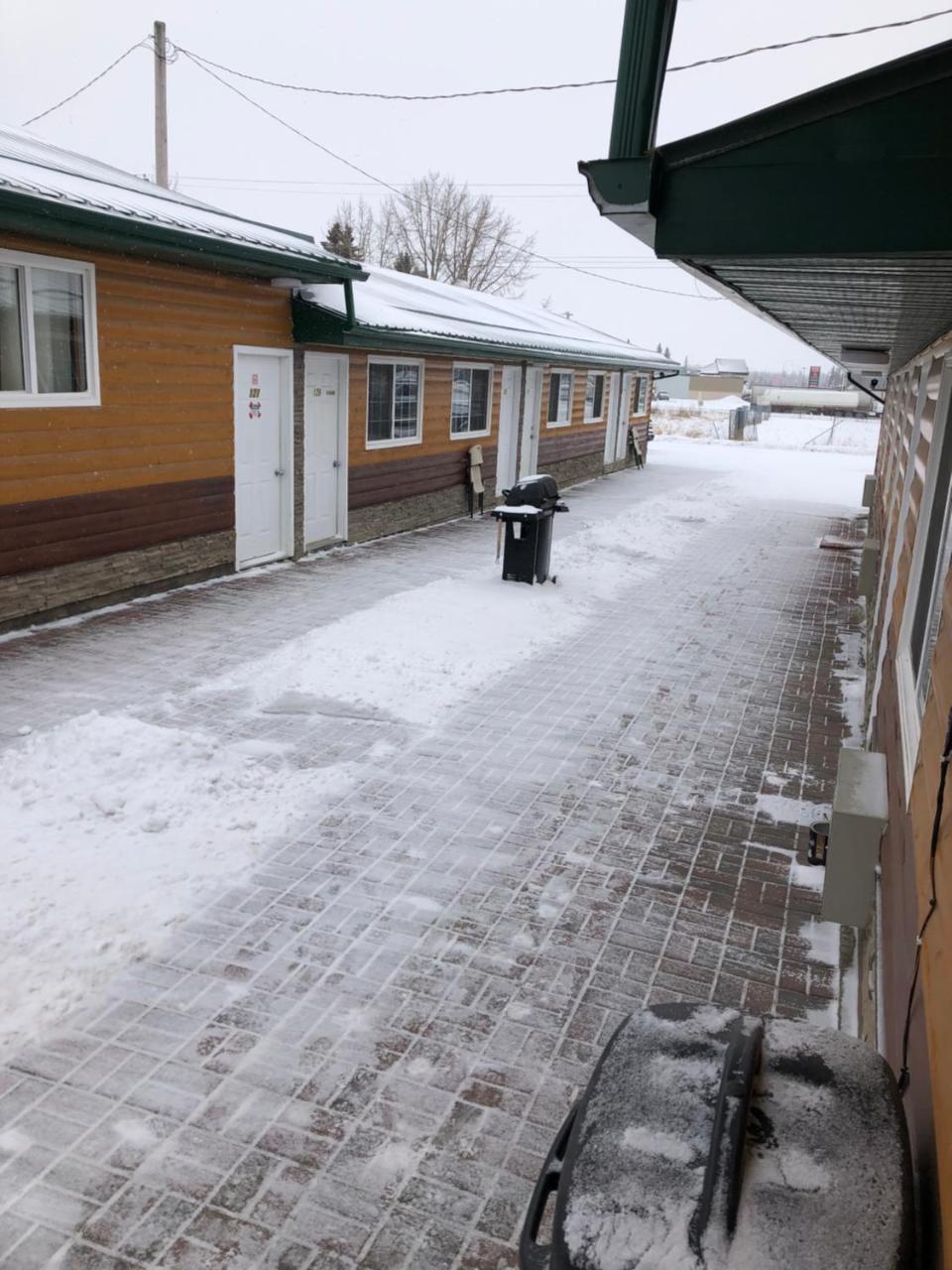 Alpine Motel Rocky Mountain House Exteriör bild